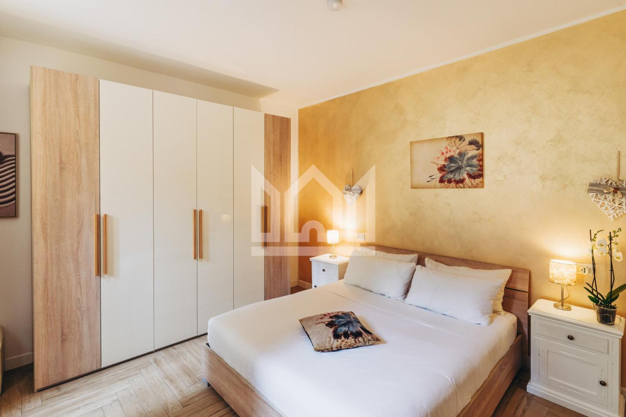 Gold Apartment Ferrara Exteriör bild